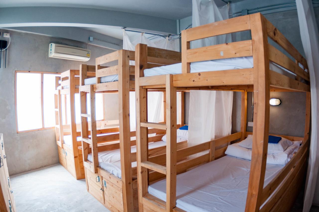 A'Stel Bangrak (Adults Only) Hostel Bangkok Luaran gambar